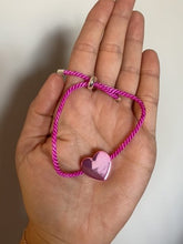 Load image into Gallery viewer, Sliding Heart Bracelet
