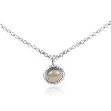 Load image into Gallery viewer, Mini Pearl Necklace