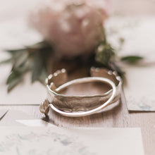 Load image into Gallery viewer, Splash Bangle
